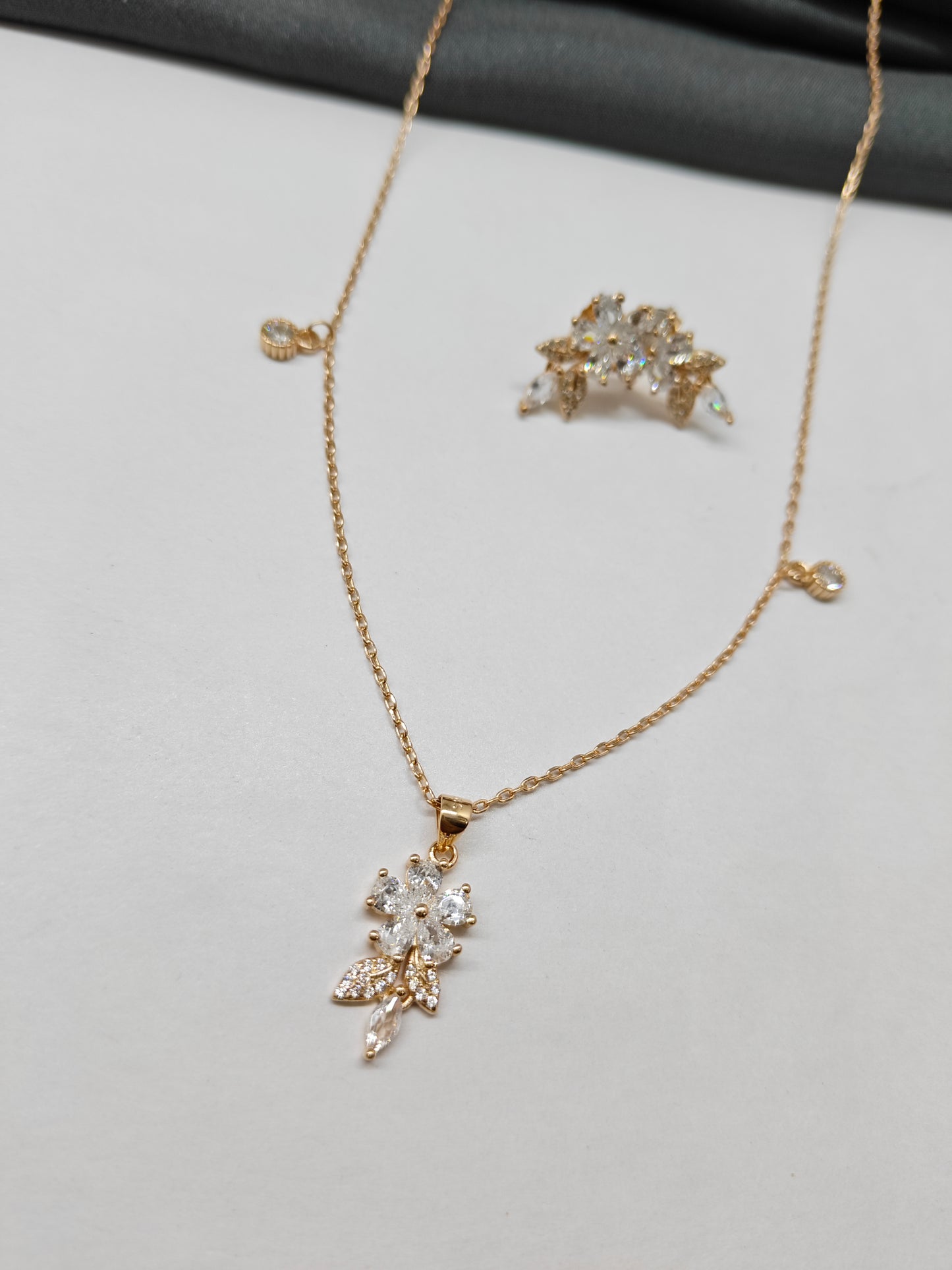 925 Silver Rose Gold Colour Flower With Branch Design White Stone Set