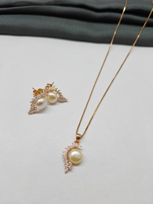925 Silver Rose Gold Colour Pearl In Shell Design Set