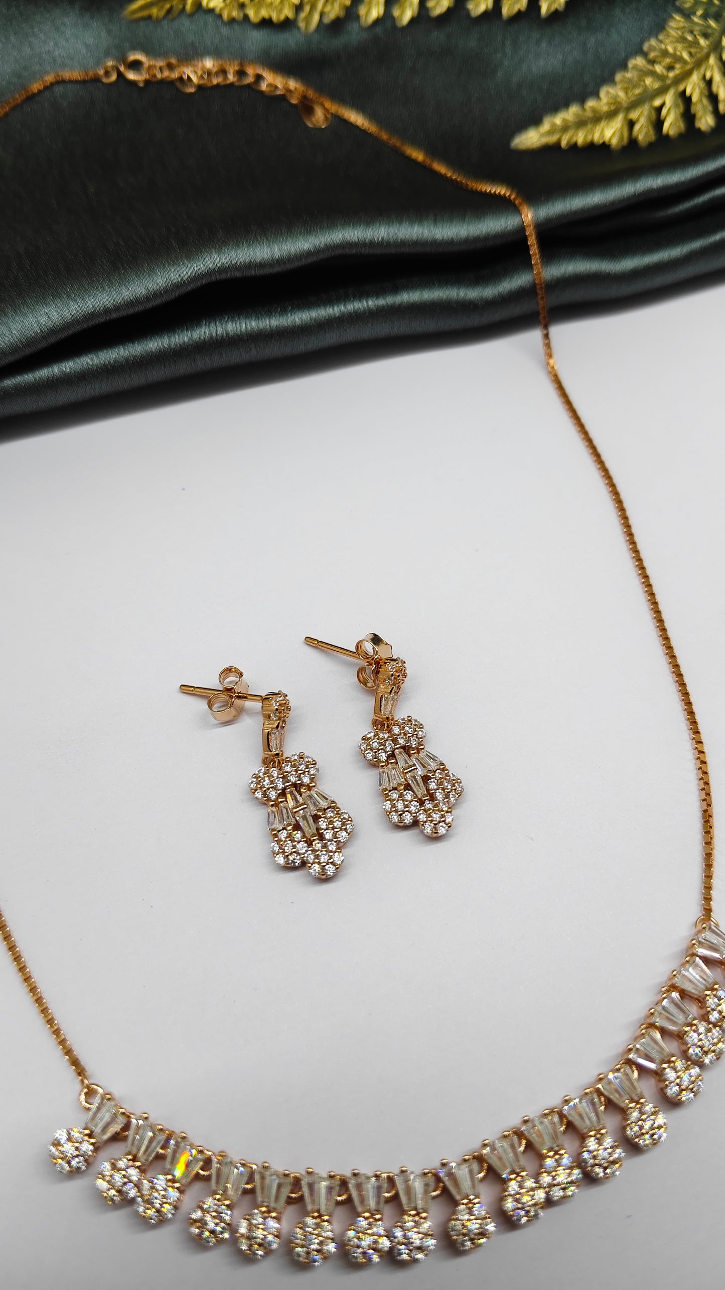 925 Silver Rose Gold Colour White Stone Design Necklace Set