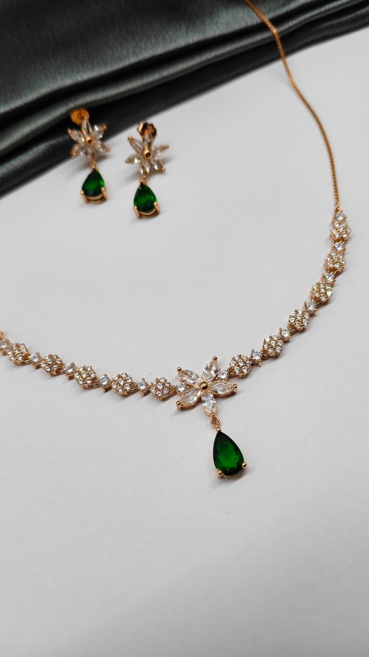 925 Silver Rose Gold Colour White With Green Stone Star Hanging Design Set With Earring