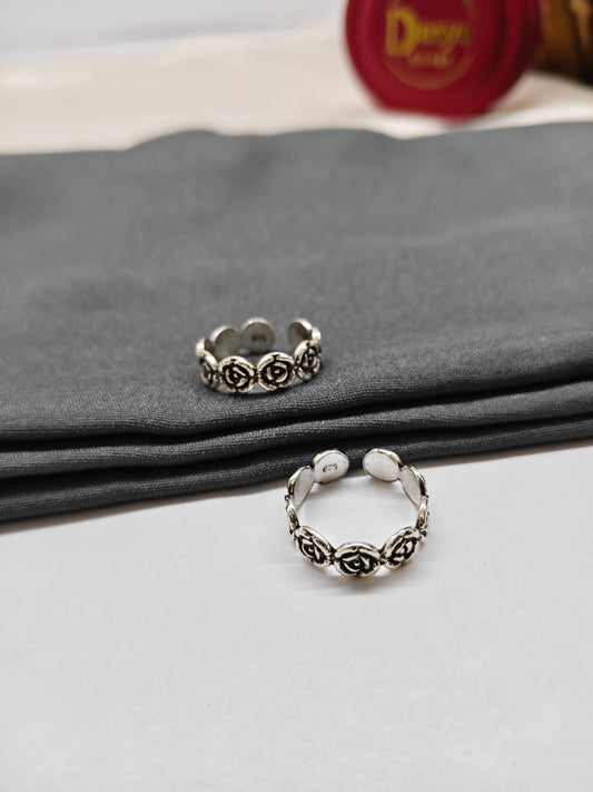 925 Silver Oxidized Design Rose Flower Toe Rings