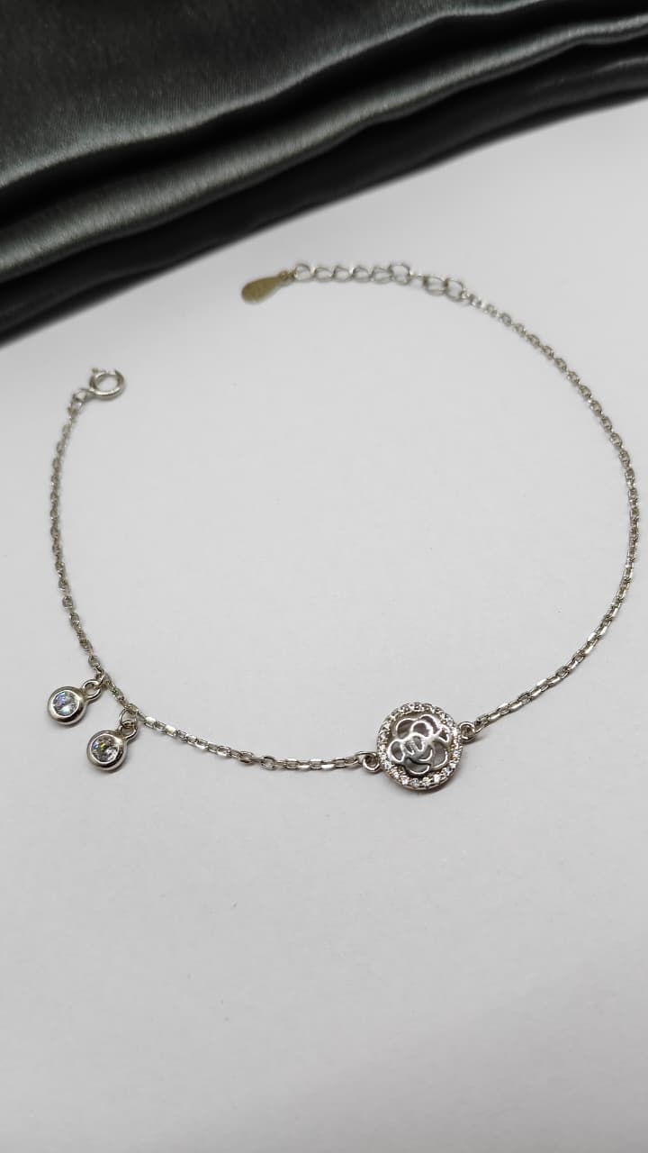 925 Silver In Regular Colour 2 White Stone Hanging Design Bracelet