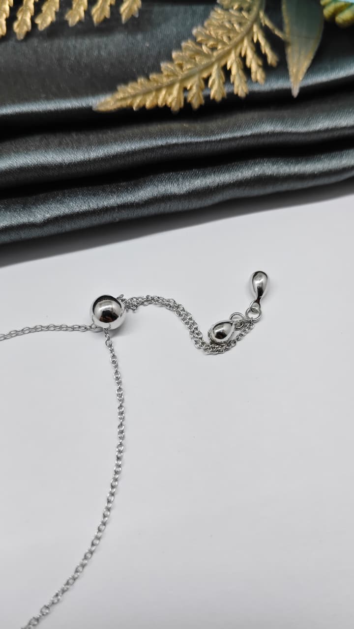 925 Silver In Regular Colour Charms Hanging White Stone Design Adjustable Bracelet
