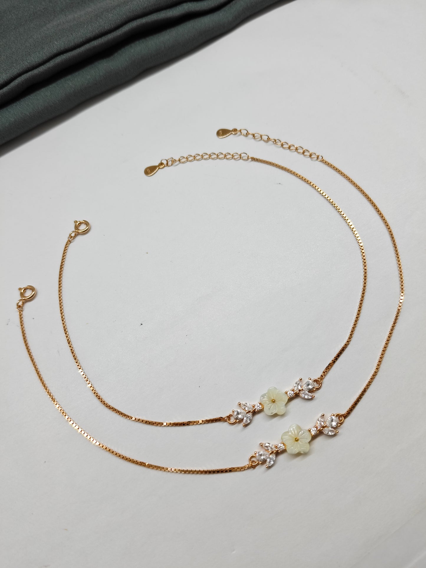 925 Silver Rose Gold Colour MOP Flower Design Anklets