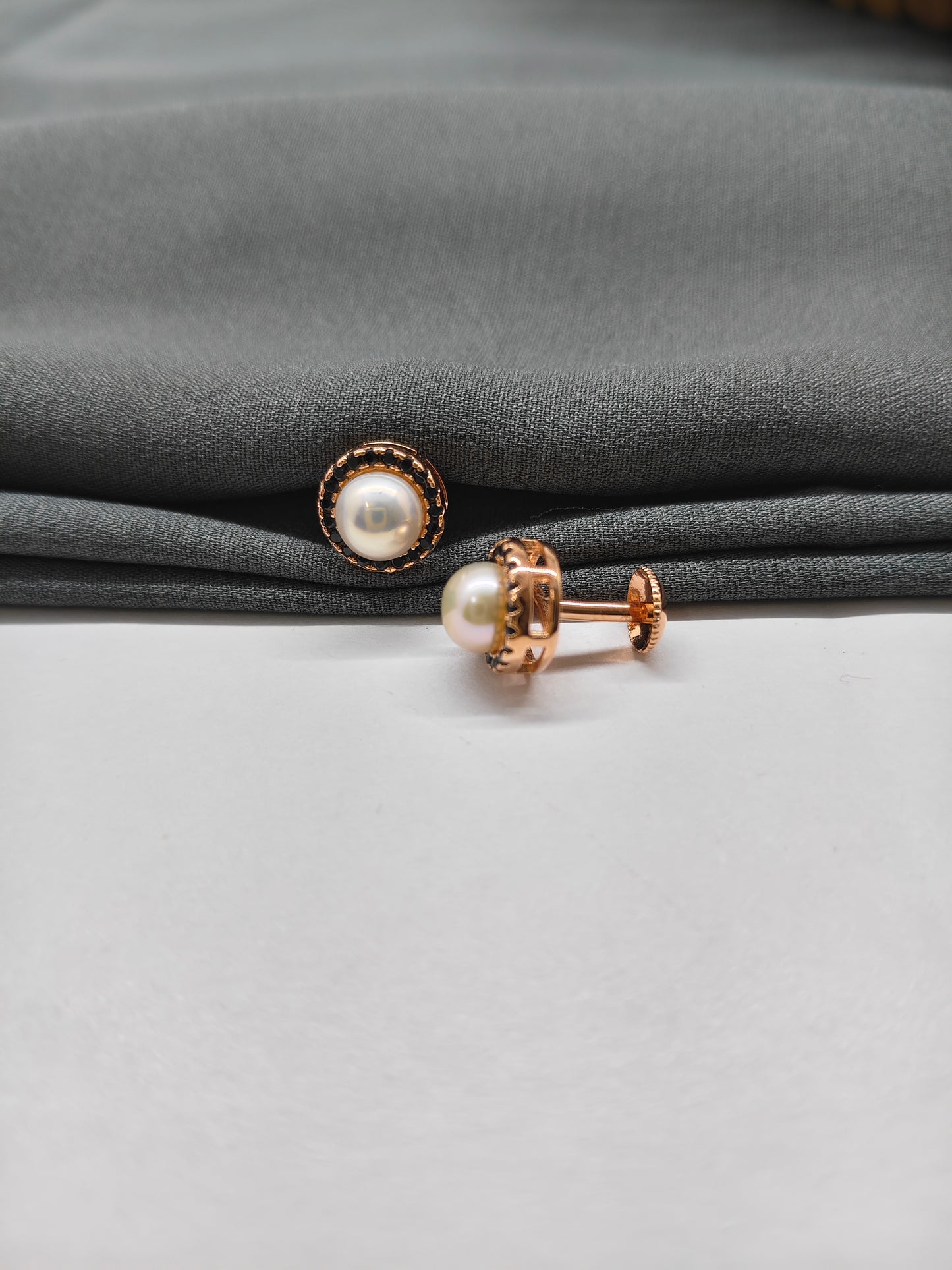 925 Silver Rose Gold Pearl Black Stone Earrings