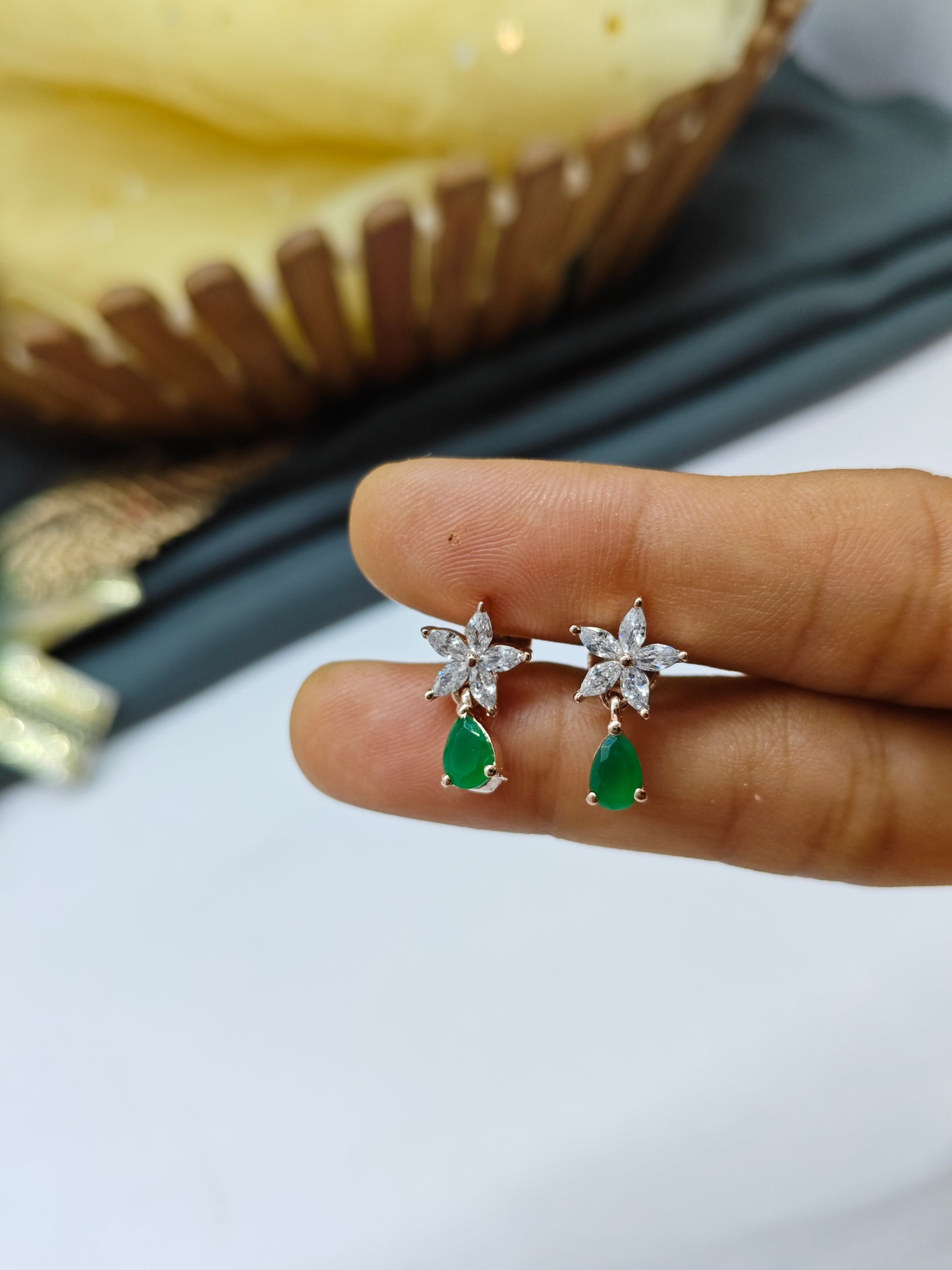 925 Silver Rose Gold Big Star Thongal Design With Green Stone Earrings