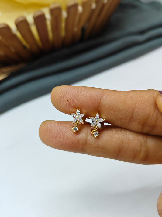 925 Silver Gold Small Star Thongal Design With White Stone Earrings