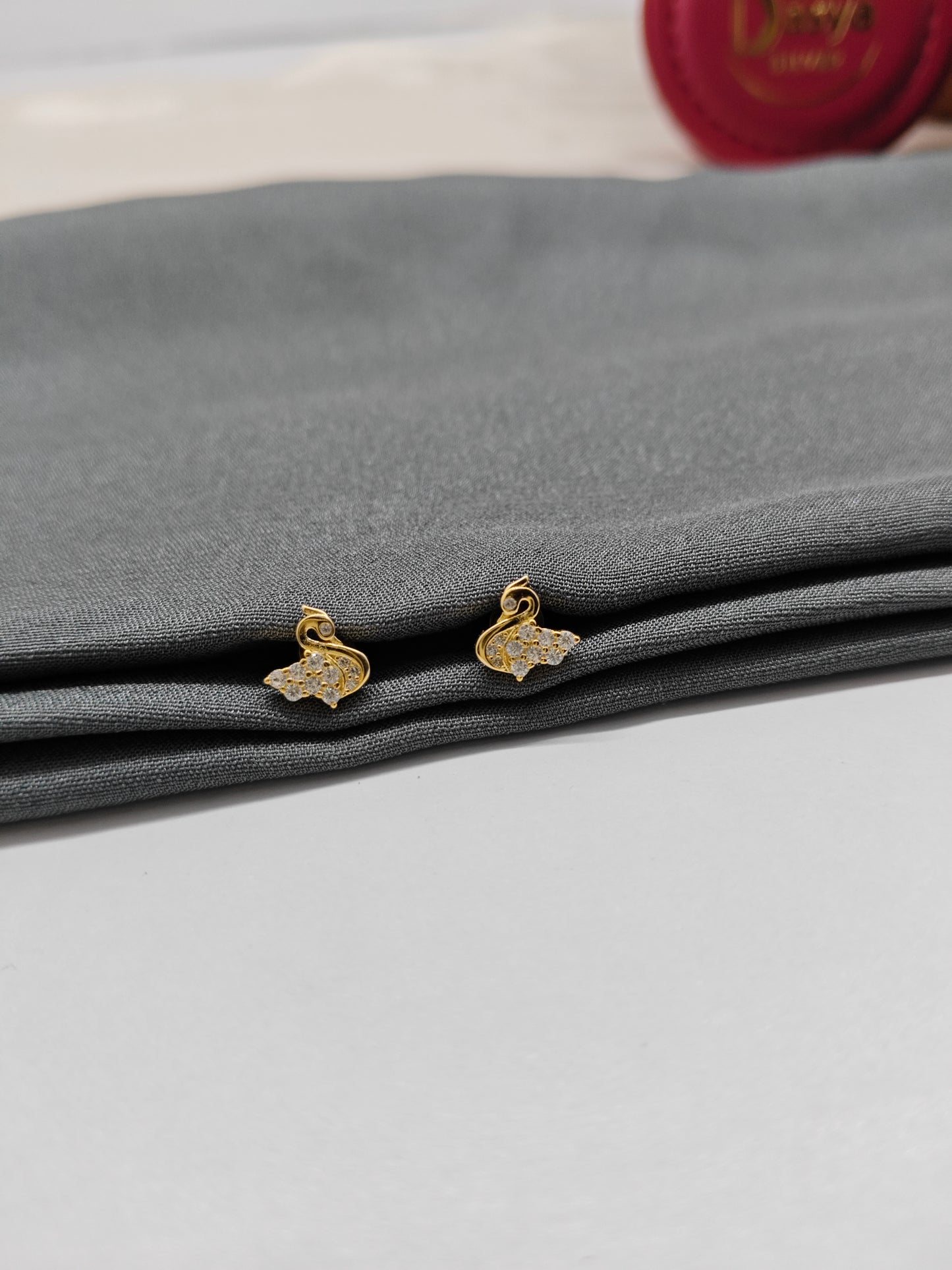 925 Silver Gold Colour Small Swan Design Earrings