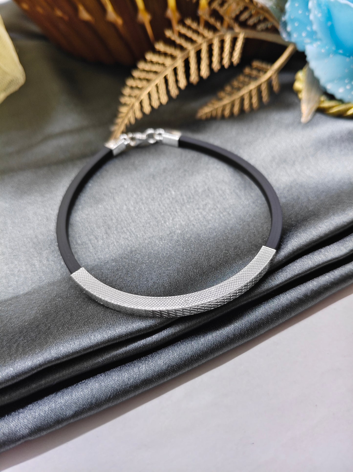 925 Silver Adults Black Rubber Band With Pure 925 Silver Bracelets