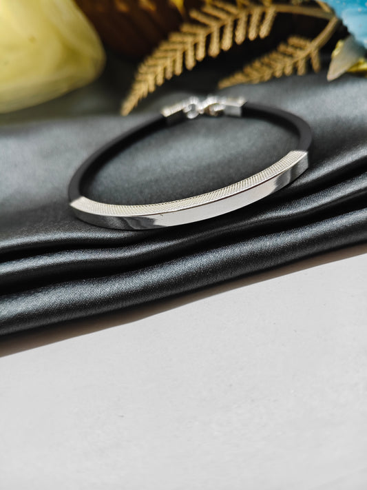 925 Silver Adults Black Rubber Band With Pure 925 Silver Bracelets