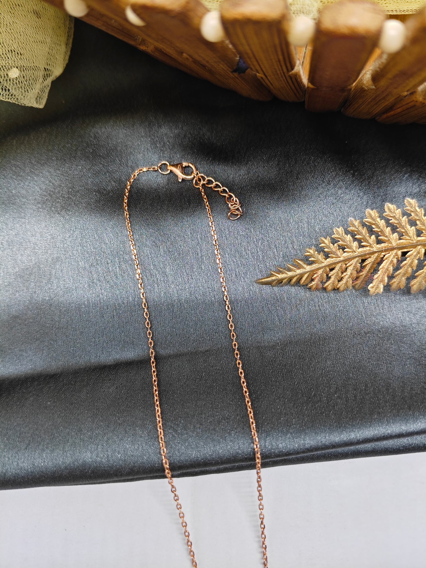 925 Silver Rose Gold Colour MOP Design White Stone Chain Pendant