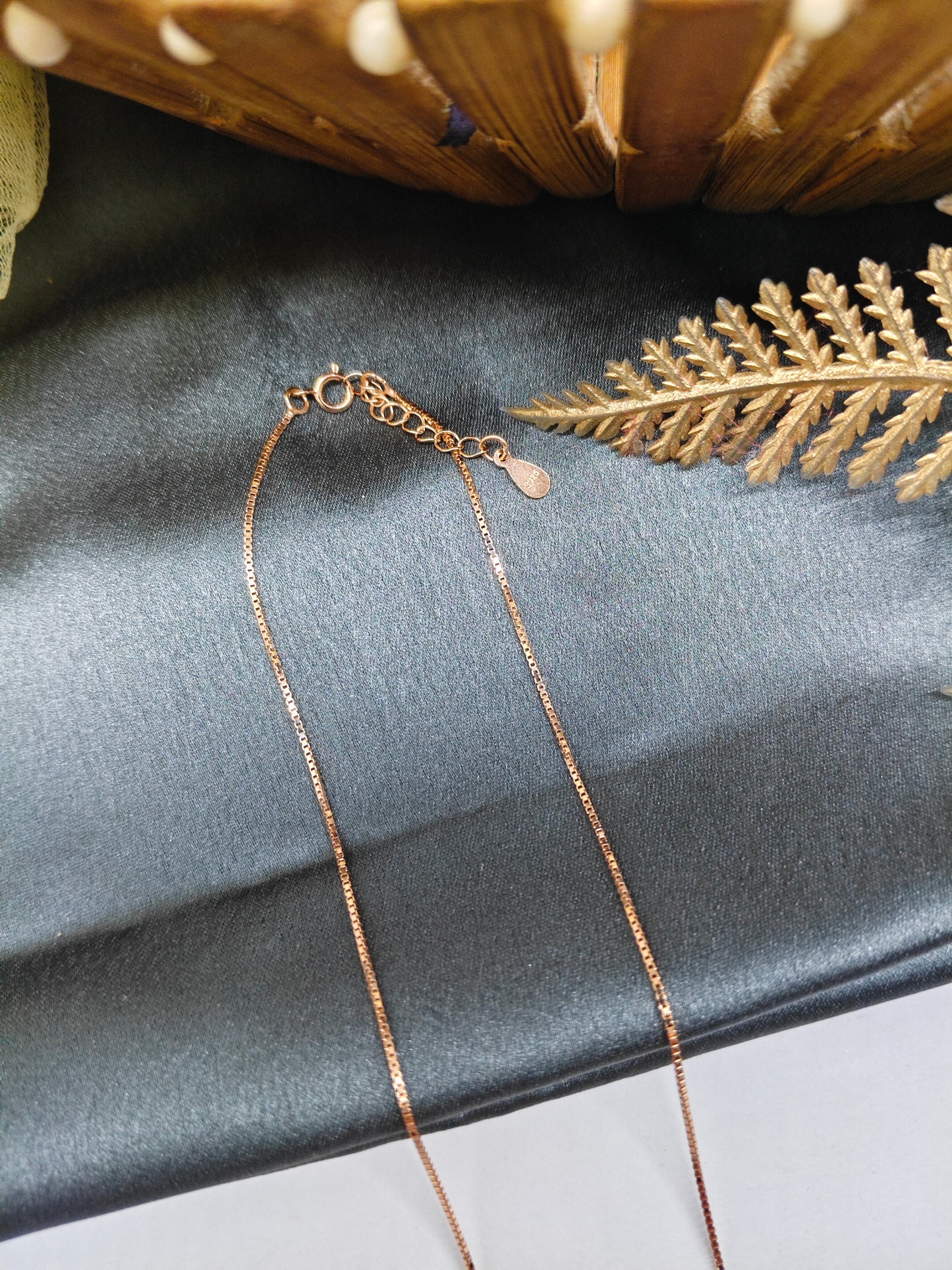 925 Silver Rose Gold Colour Double Leaf Design White Sone Chain Pendant