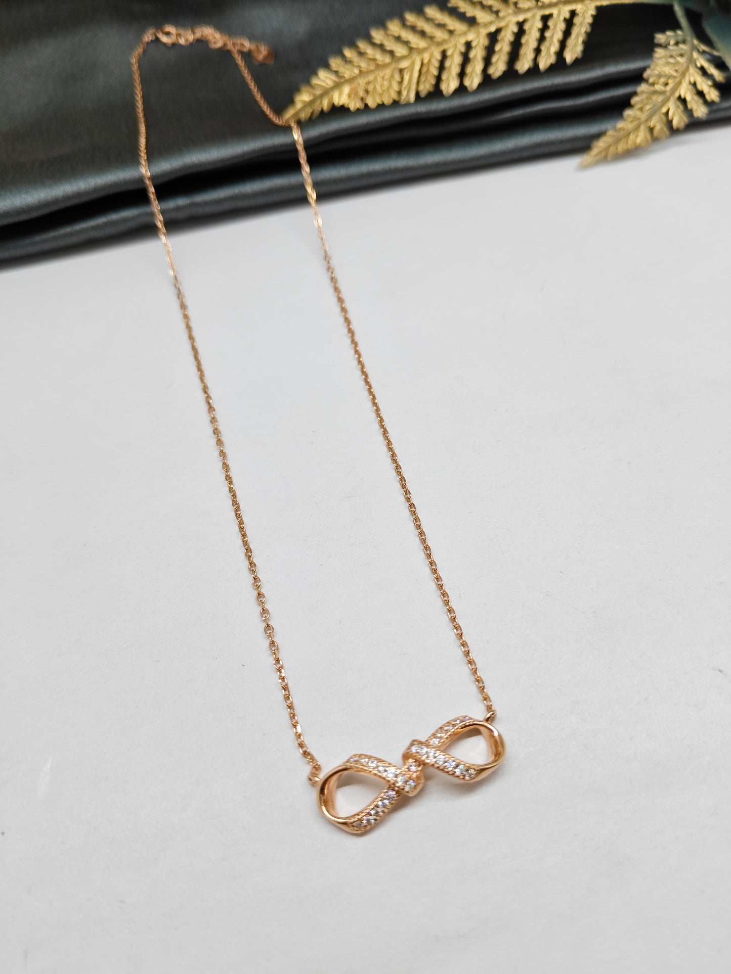 925 Silver Rose Gold Colour Infinity Design White Stone Chain Pendant