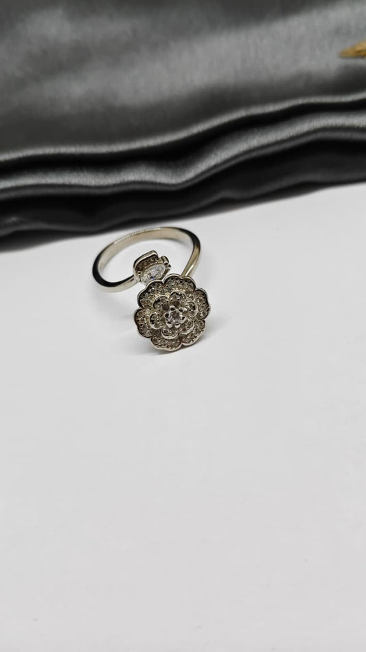 925 Silver Adjustable White Stone Rotating Flower Design Ladies Ring