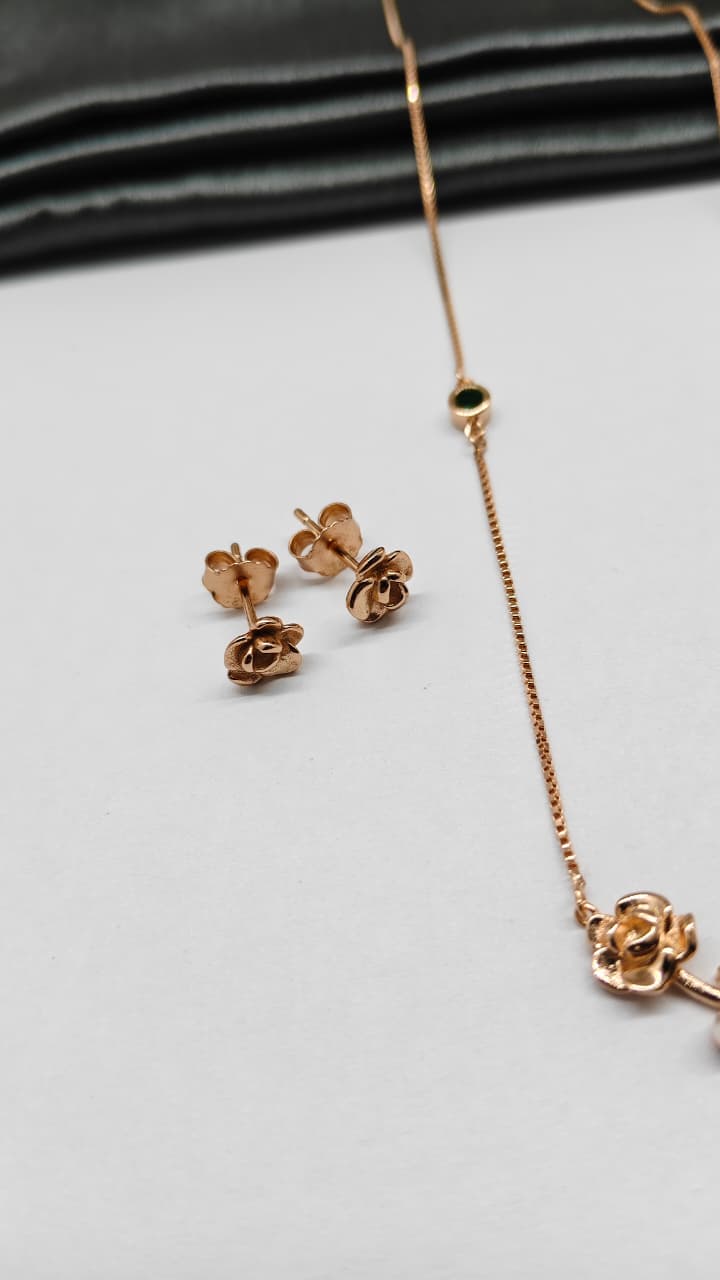 925 Silver Rose Gold Colour Flower Pearl Design Green Stone Set With Earring