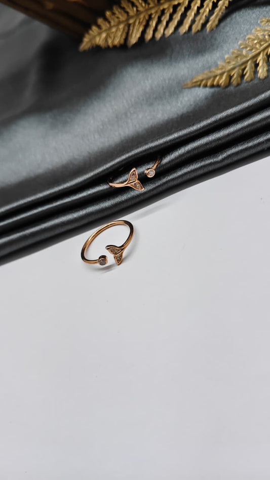 925 Silver Rose Gold Colour Fish Tail Design Toe Rings