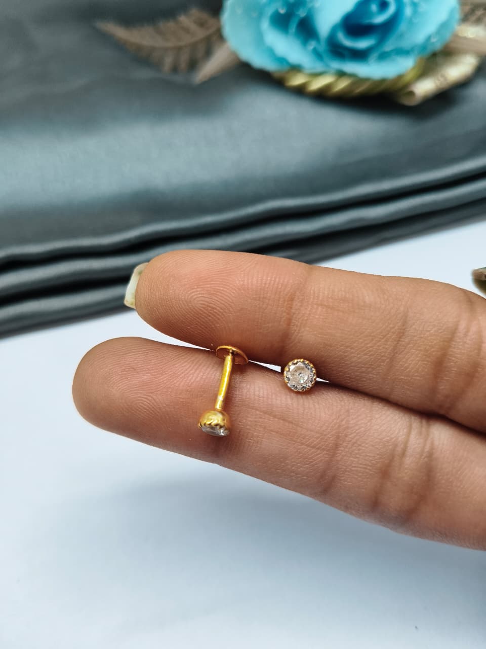 925 Silver Regular Gold Colour Medium 4 mm Single White Stone Side Stud/ Nose Pin in Pair
