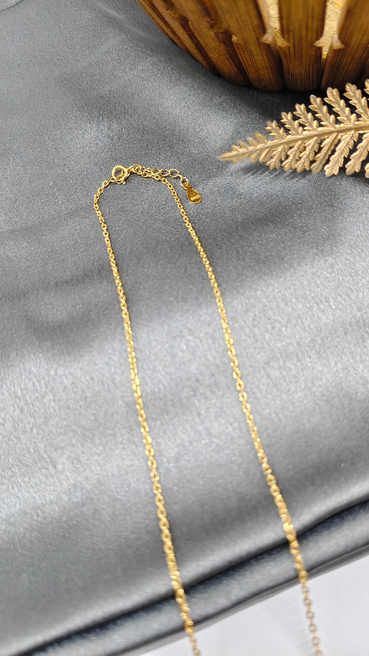 925 Silver Gold Colour Magnet Heart Design White Stone Chain With Pendant