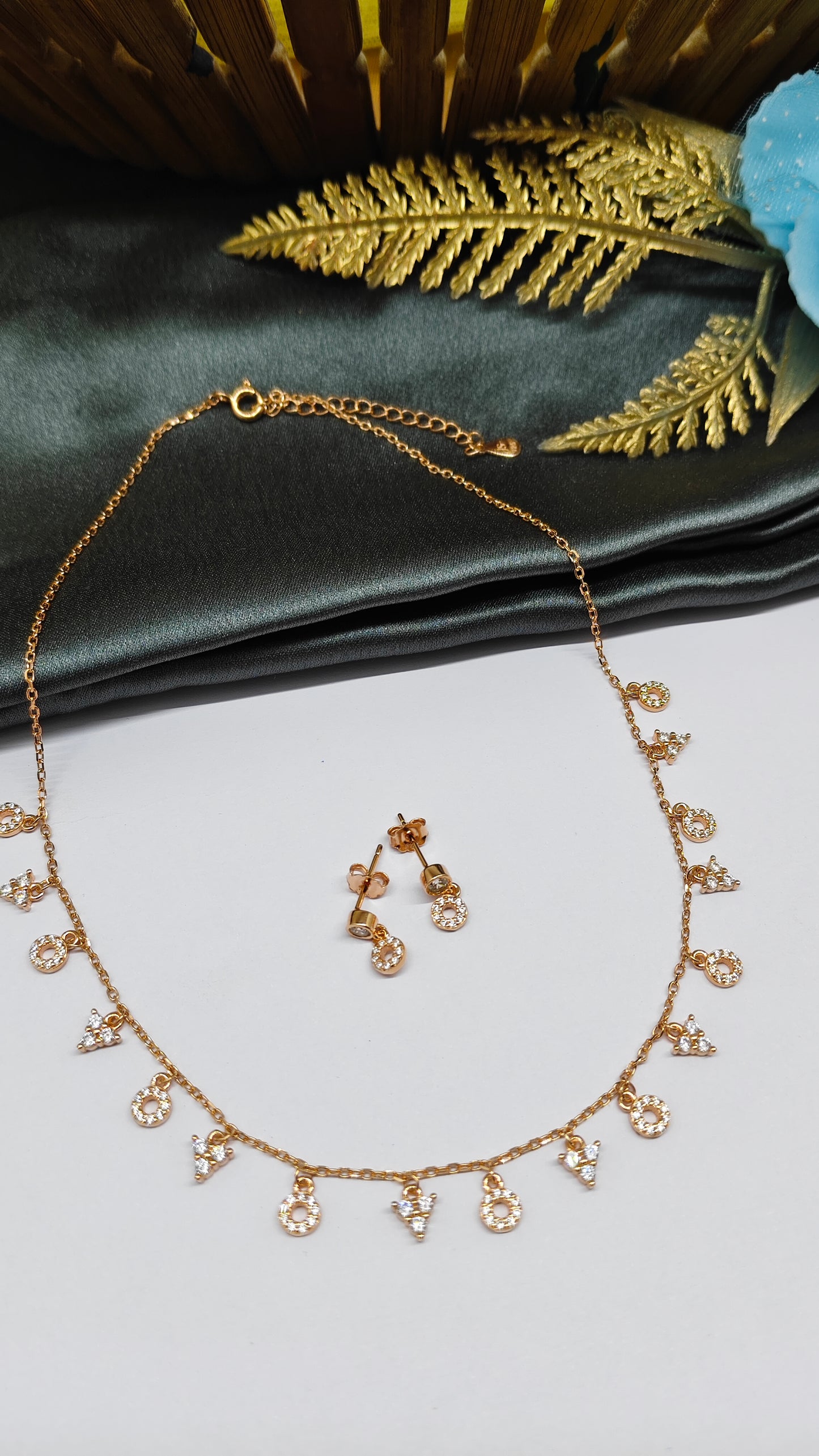 925 Silver Rose Gold Colour Round and Triangle Hanging Design Stone Necklace Set