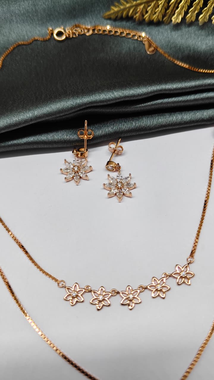 925 Silver Rose Gold Colour White Stone Star Double Layer Hanging Design Set With Earring