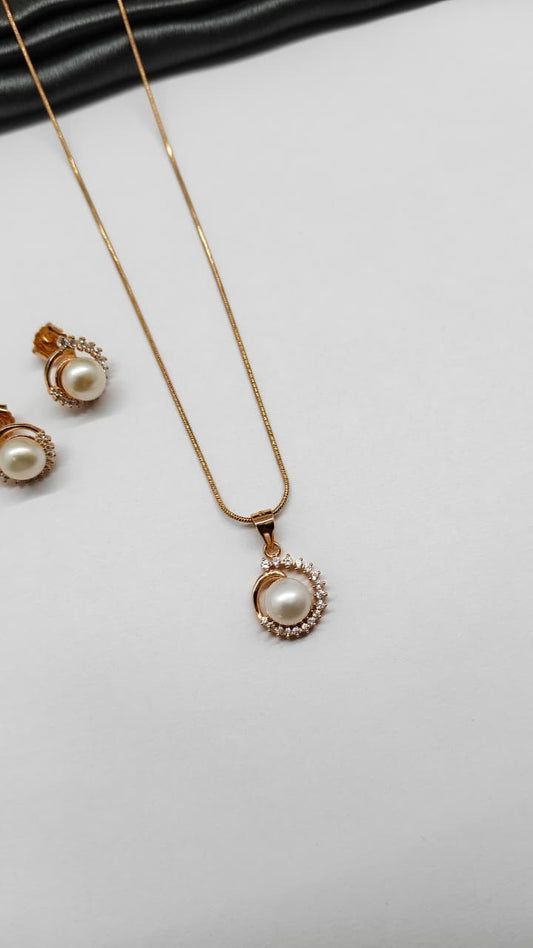 925 Silver Rose Gold Colour Pearl With White Stone Design Chain Pendant Set With Earrings