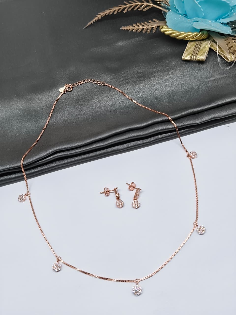 925 Silver Rose Gold Colour Single Side Ball Hanging Design Stone Necklace Set