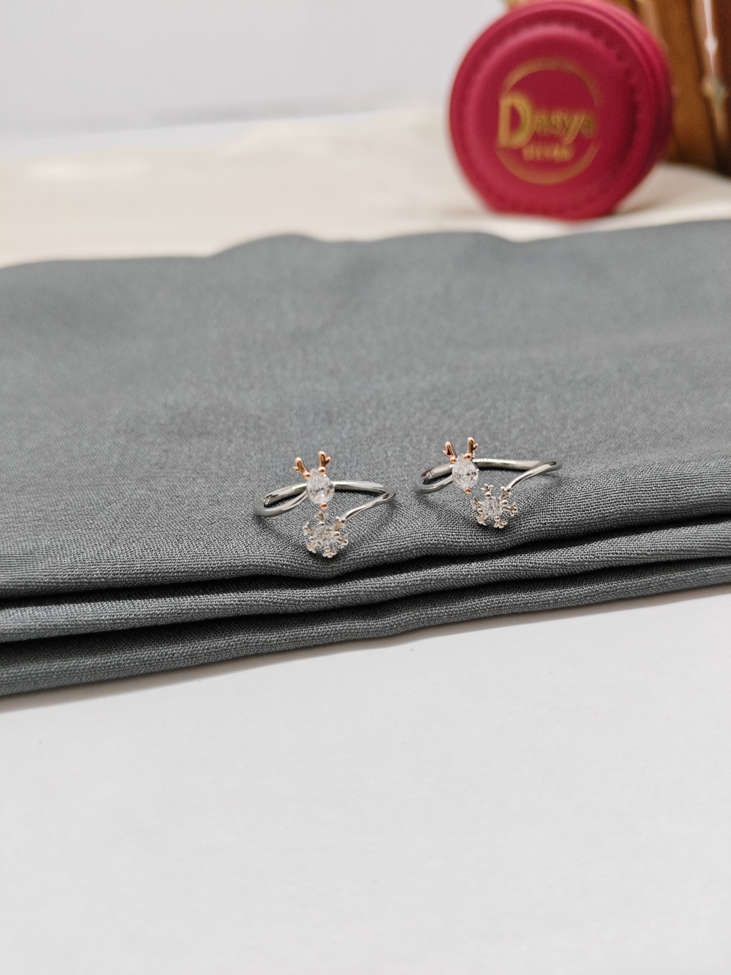 925 Silver Two Tone Rose With Silver Colour Deer Design Toe Rings