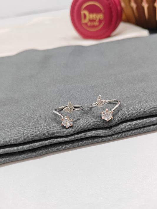 925 Silver Two Tone Rose With Silver Colour Tail Design Toe Rings