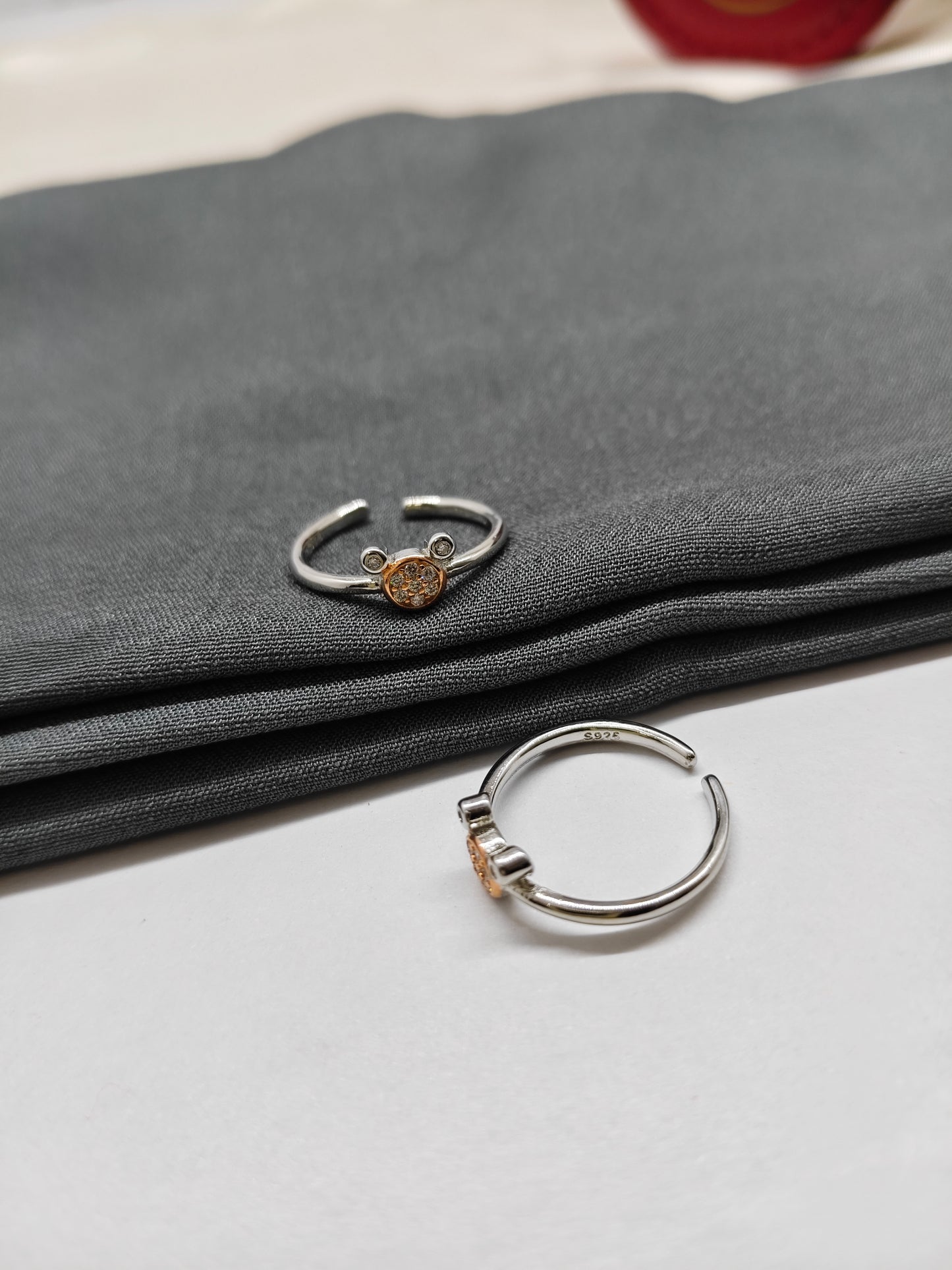 925 Silver Two Tone Rose With Silver Colour Micky Design Toe Rings