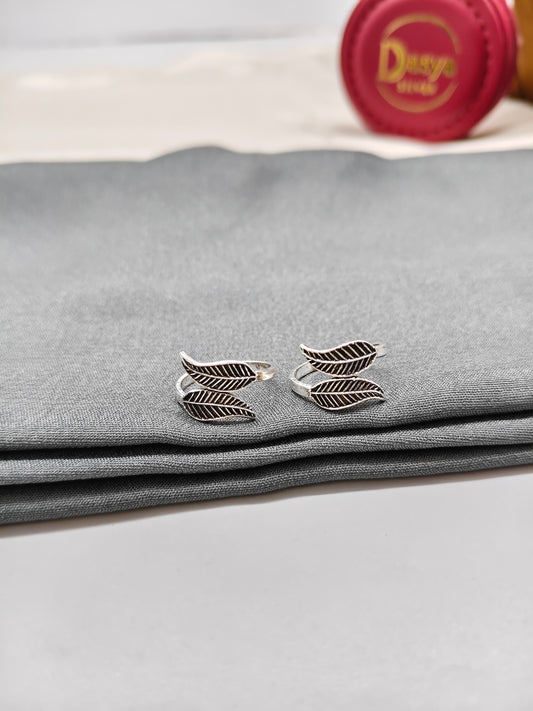 925 Silver Oxidized Double Leaf Design Toe Rings