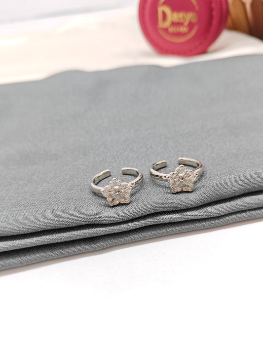 925 Silver Small White Stone Star Design Toe Rings