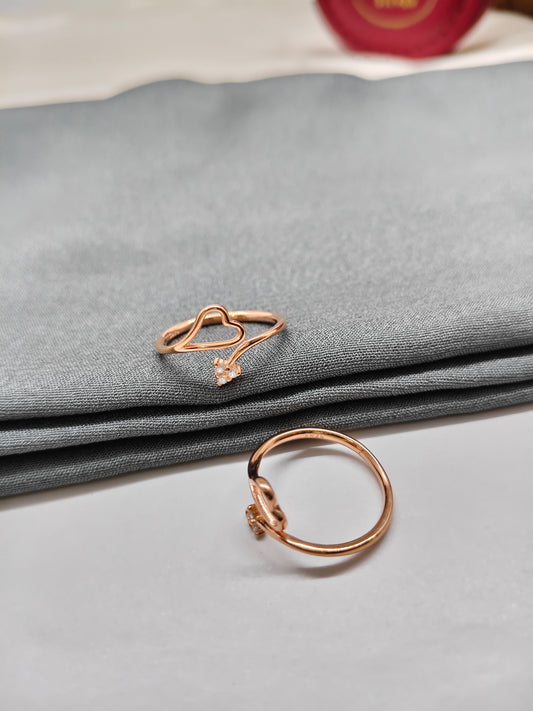 925 Silver Rose Gold Colour Heart With Arrow Design Toe Rings