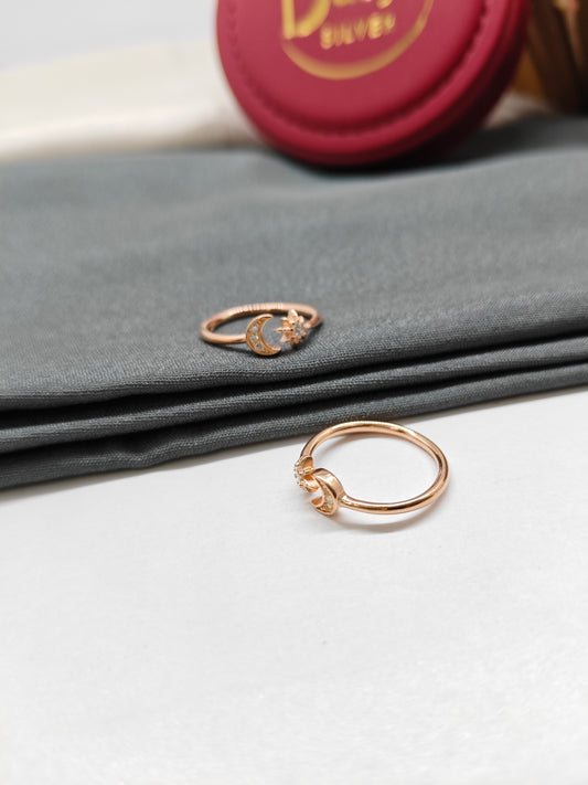 925 Silver Rose Gold Colour Moon And Star Design Toe Rings