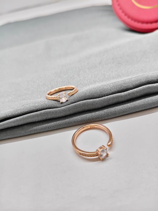 925 Silver Rose Gold Colour Round White Stone Design Toe Rings