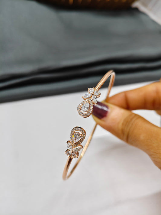 925 Silver Rose Gold Colour Oval White Stone Design Kada