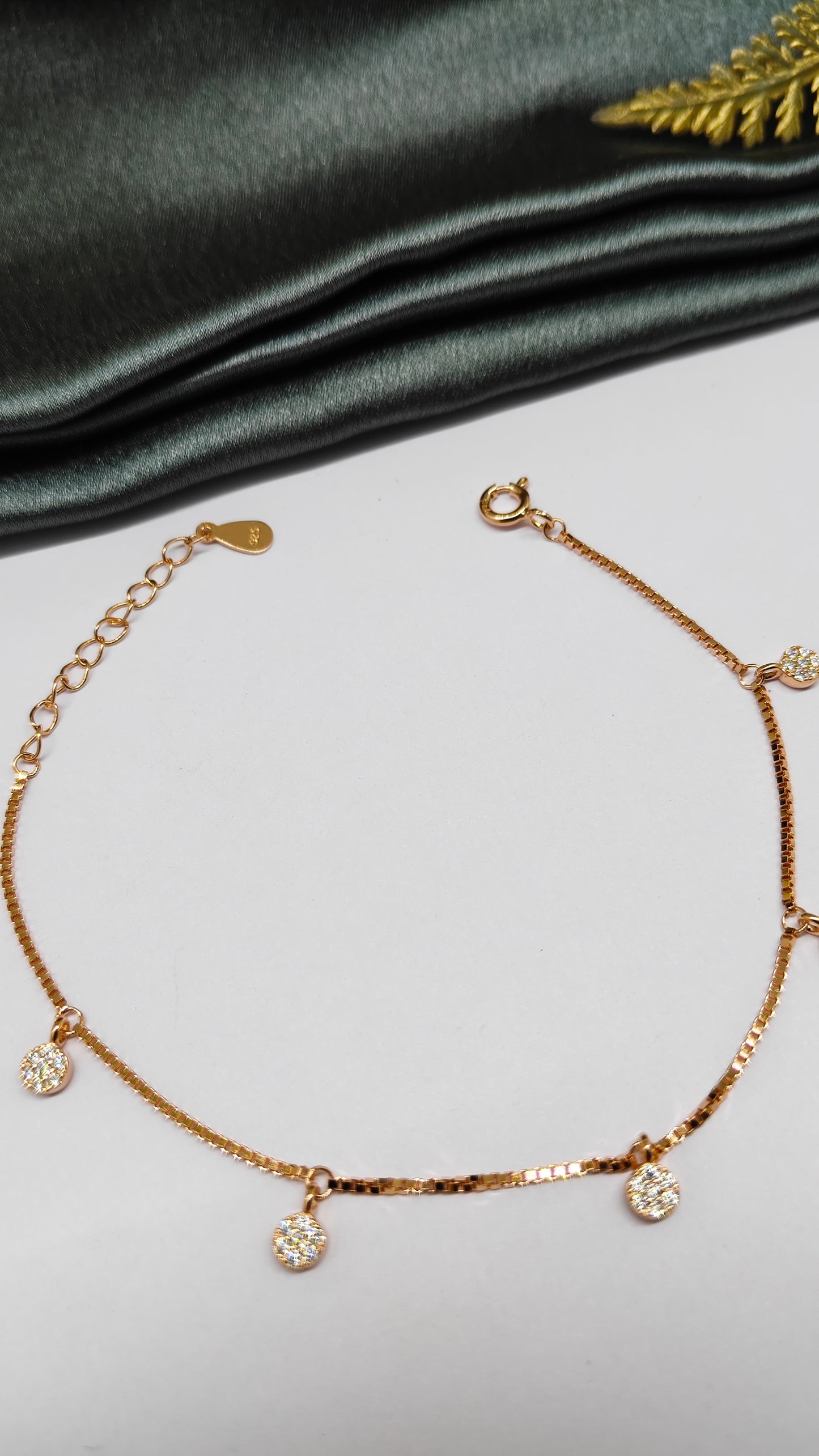 925 Silver Rose Gold Colour Round Stone Hanging Design Bracelet