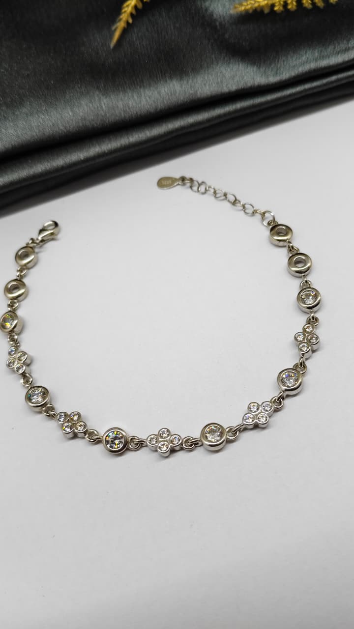 925 Silver In Regular Colour Multiple White Stone Design Bracelet