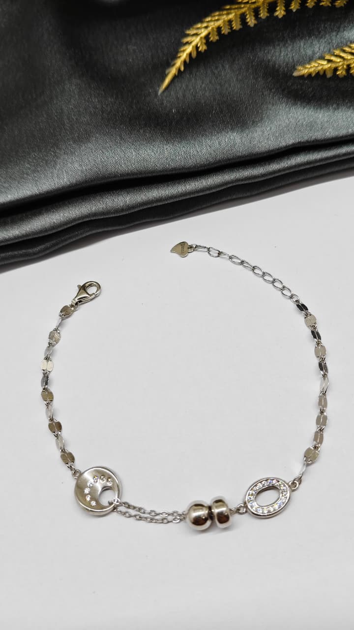 925 Silver In Regular Colour White Stone Movable Design Bracelet