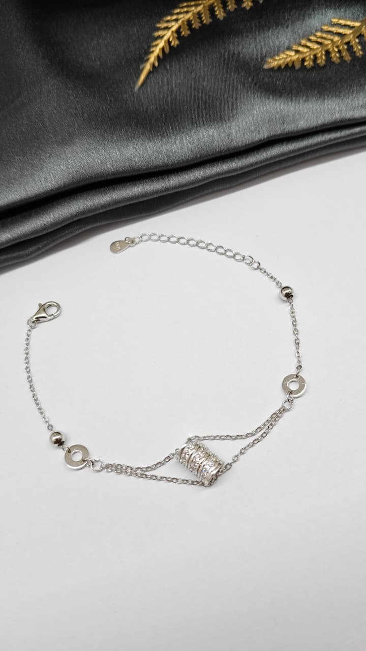 925 Silver In Regular Colour White Stone Design Bracelet