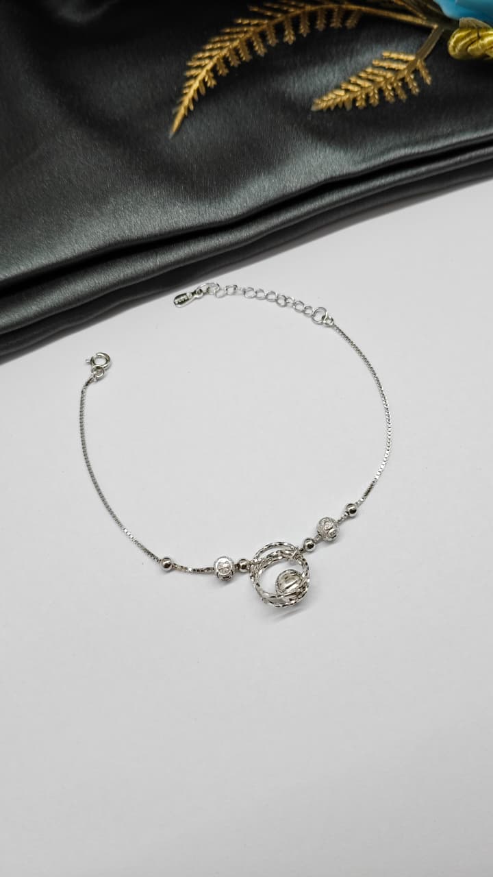 925 Silver In Regular Colour White Stone Hanging Ring Design Bracelet