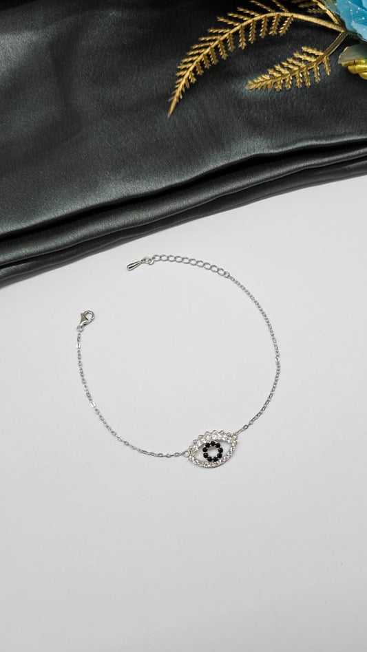 925 Silver In Regular Colour Evil Eye Black And White Stone Design Bracelet