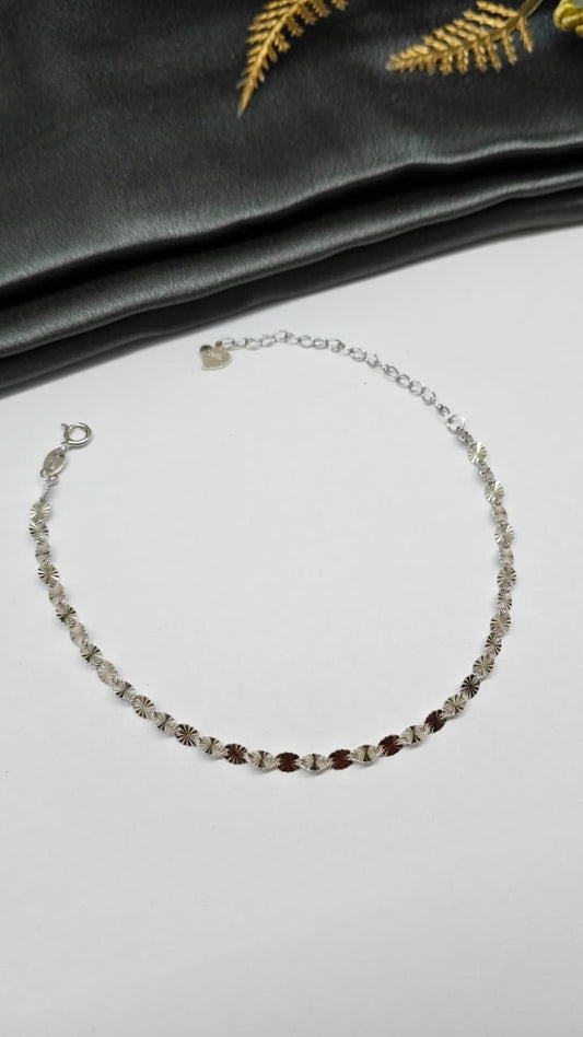 925 Silver In Regular Colour Cutting Design Bracelet