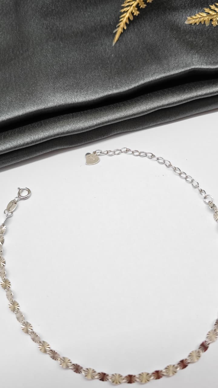 925 Silver In Regular Colour Cutting Design Bracelet