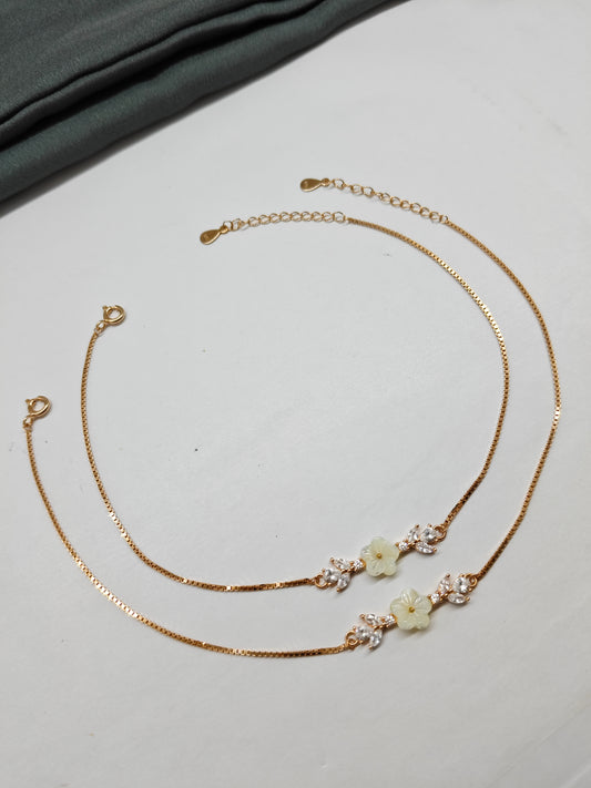 925 Silver Rose Gold Colour MOP Flower Design Anklets