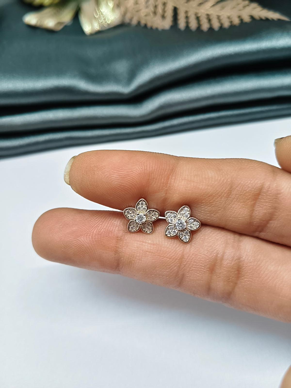 Diwali Sale 2026 Earrings D26038