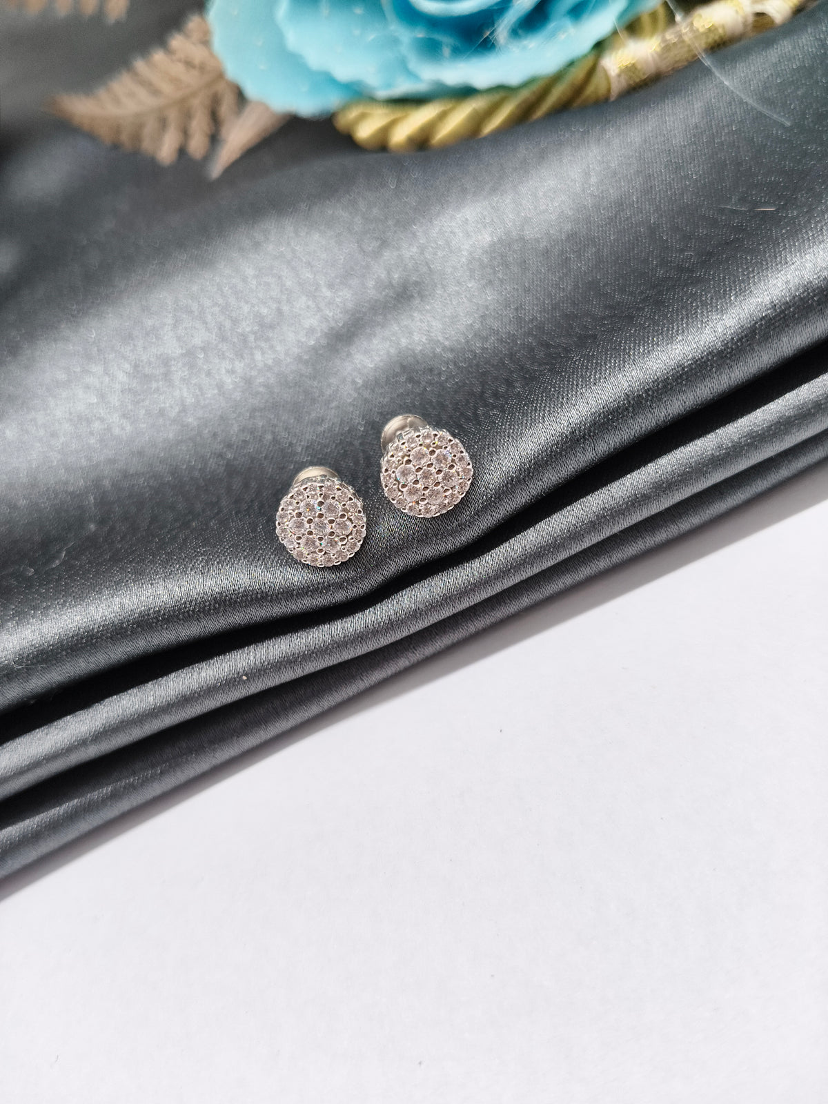 Diwali Sale 2026 Earrings D26043
