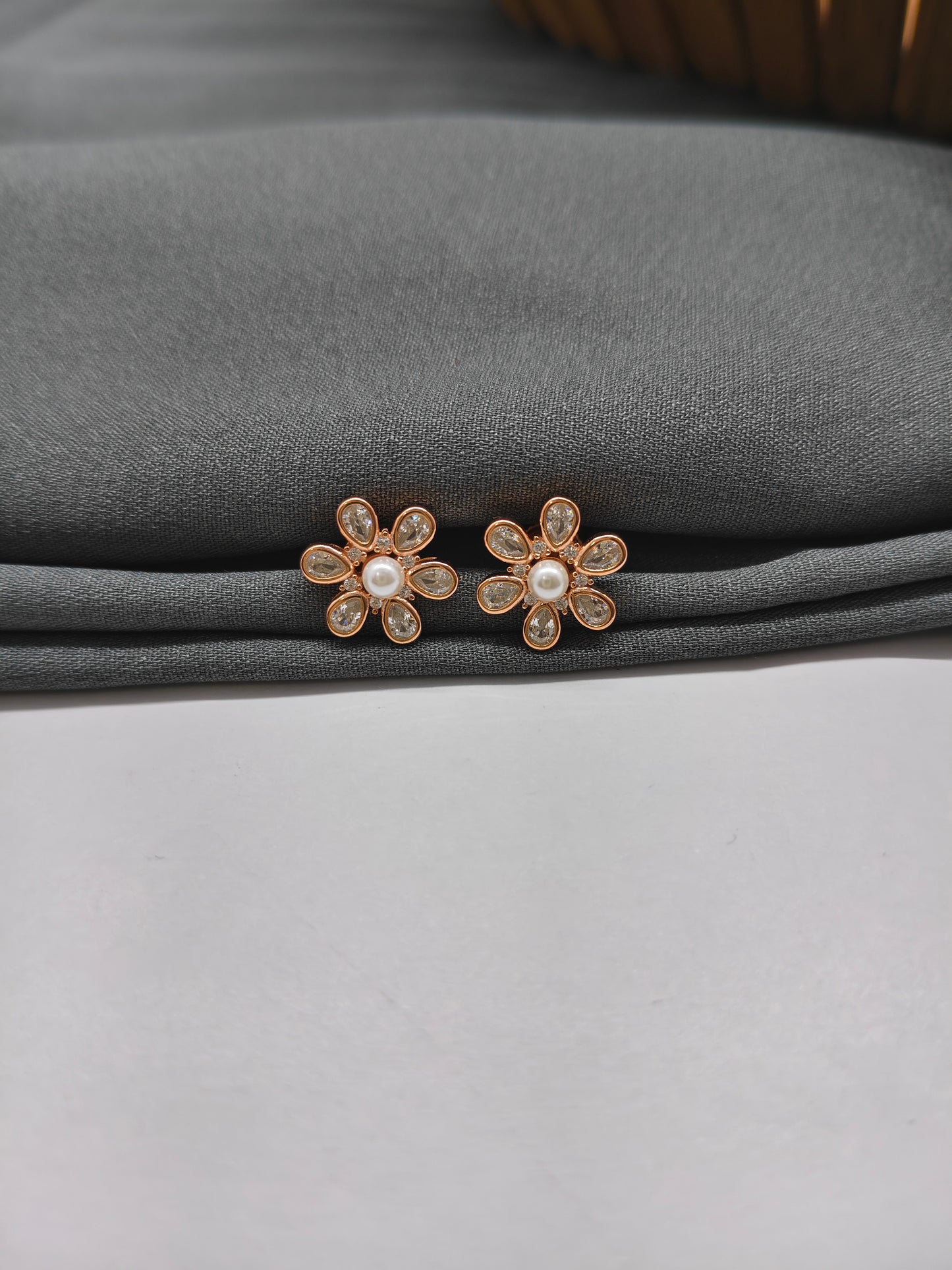 925 Silver Rose Gold Pearl Stones Earrings