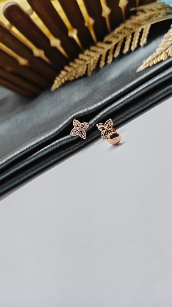 925 Silver Rose Gold Flower Design White Stone Earrings