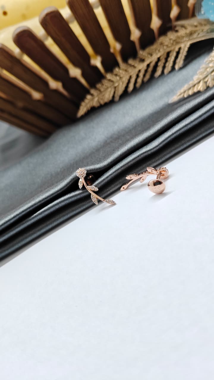 925 Silver Rose Gold Big Leaf Design White Stone Earrings