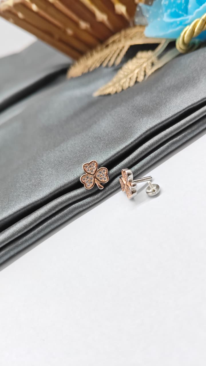 925 Silver Double Tone Colour Palm Leaf Design With White Stone Earrings
